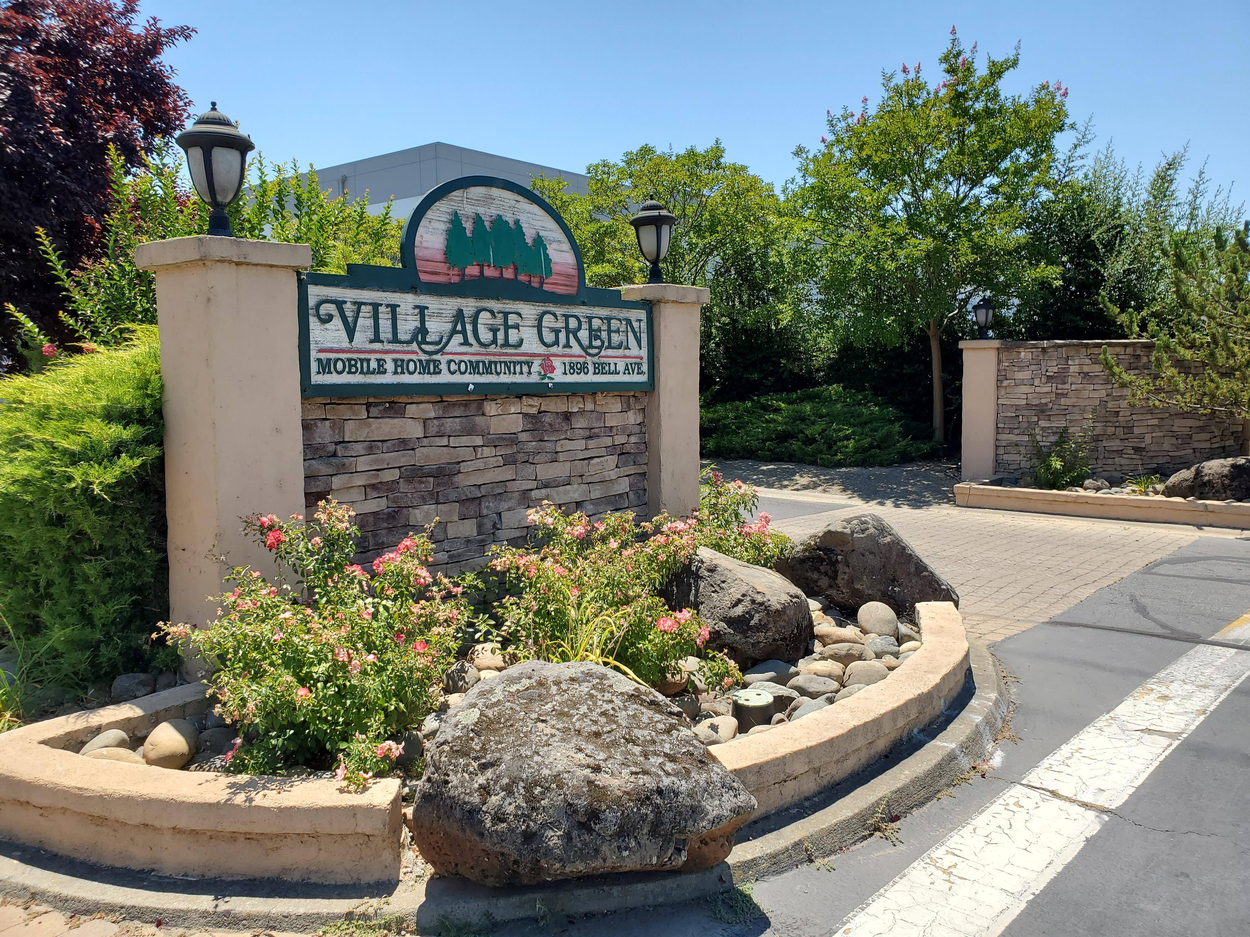 Village Green Mobile Home Park in Sacramento, CA | All-Ages